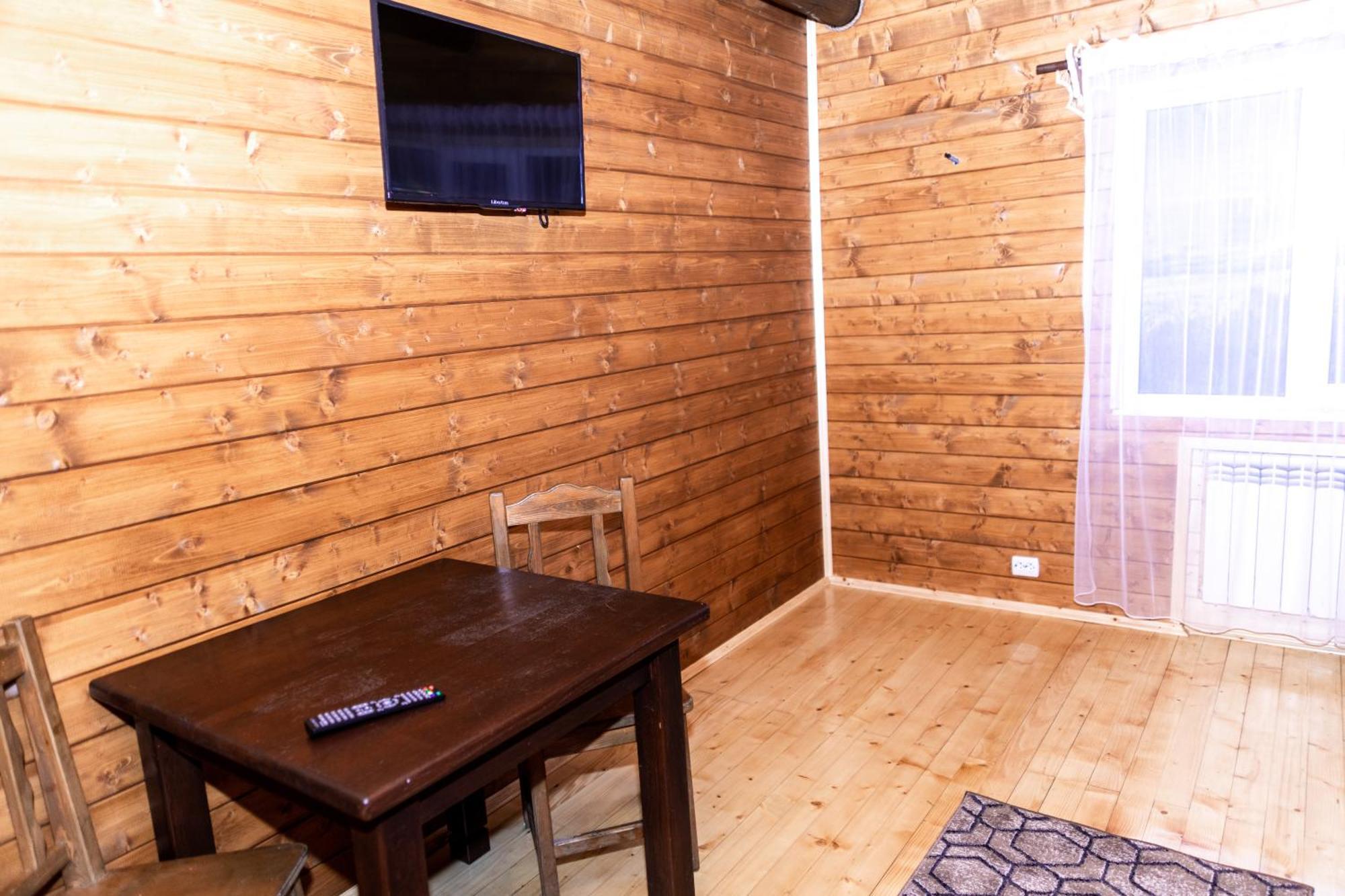 Wood House Hotel Pilipets Quarto foto